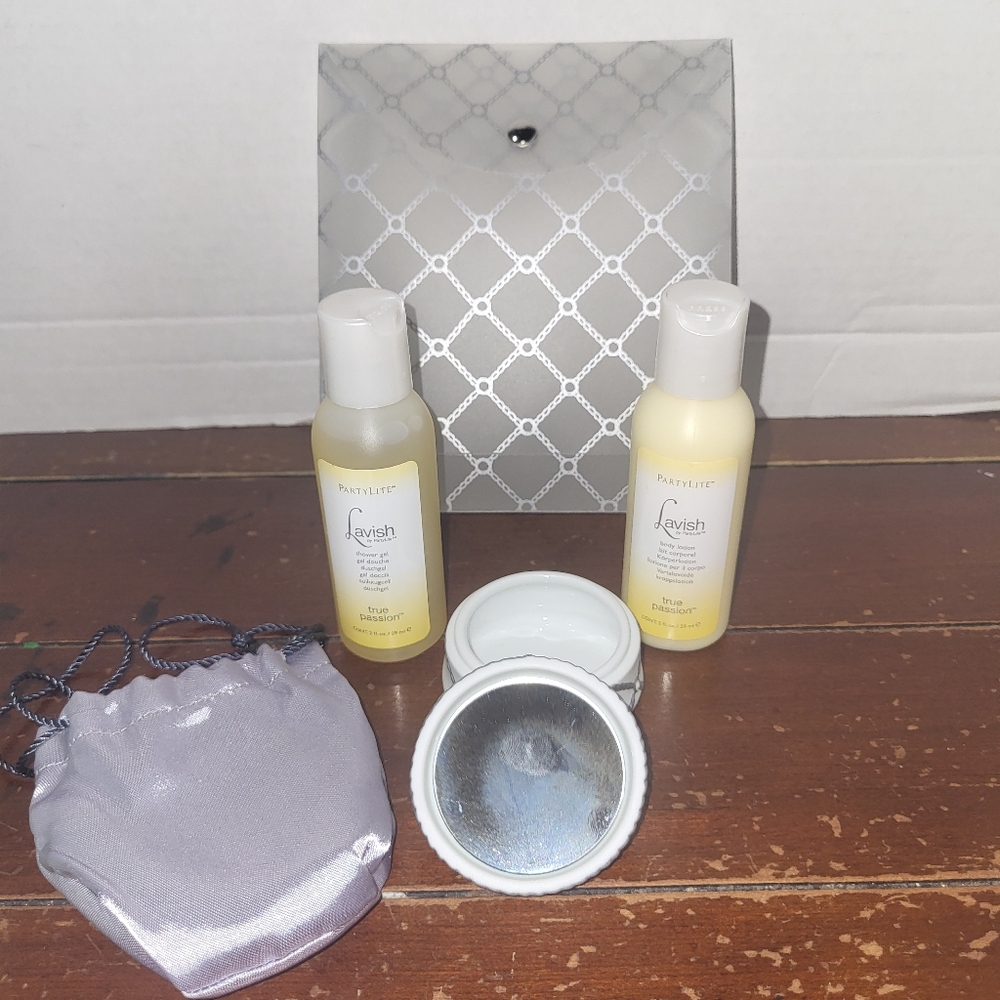 Partylite True Passion 6 Tealights And Travel Set Or Gift Set New Old Stock